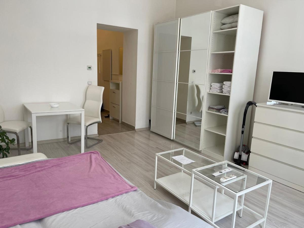 Hutteldorf Apartment Vienna Luaran gambar
